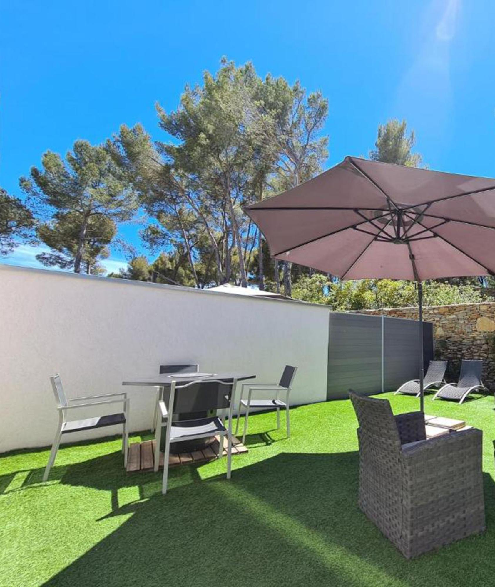 Etoiles De Provence Bien-Etre Apartment Ла Сиота Екстериор снимка